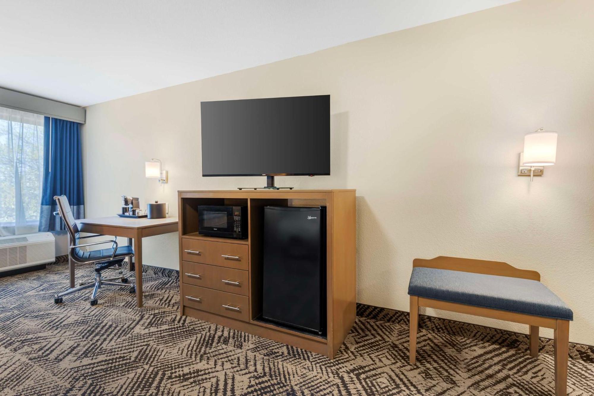 Best Western Plus Lewisville Flower Mound Екстер'єр фото