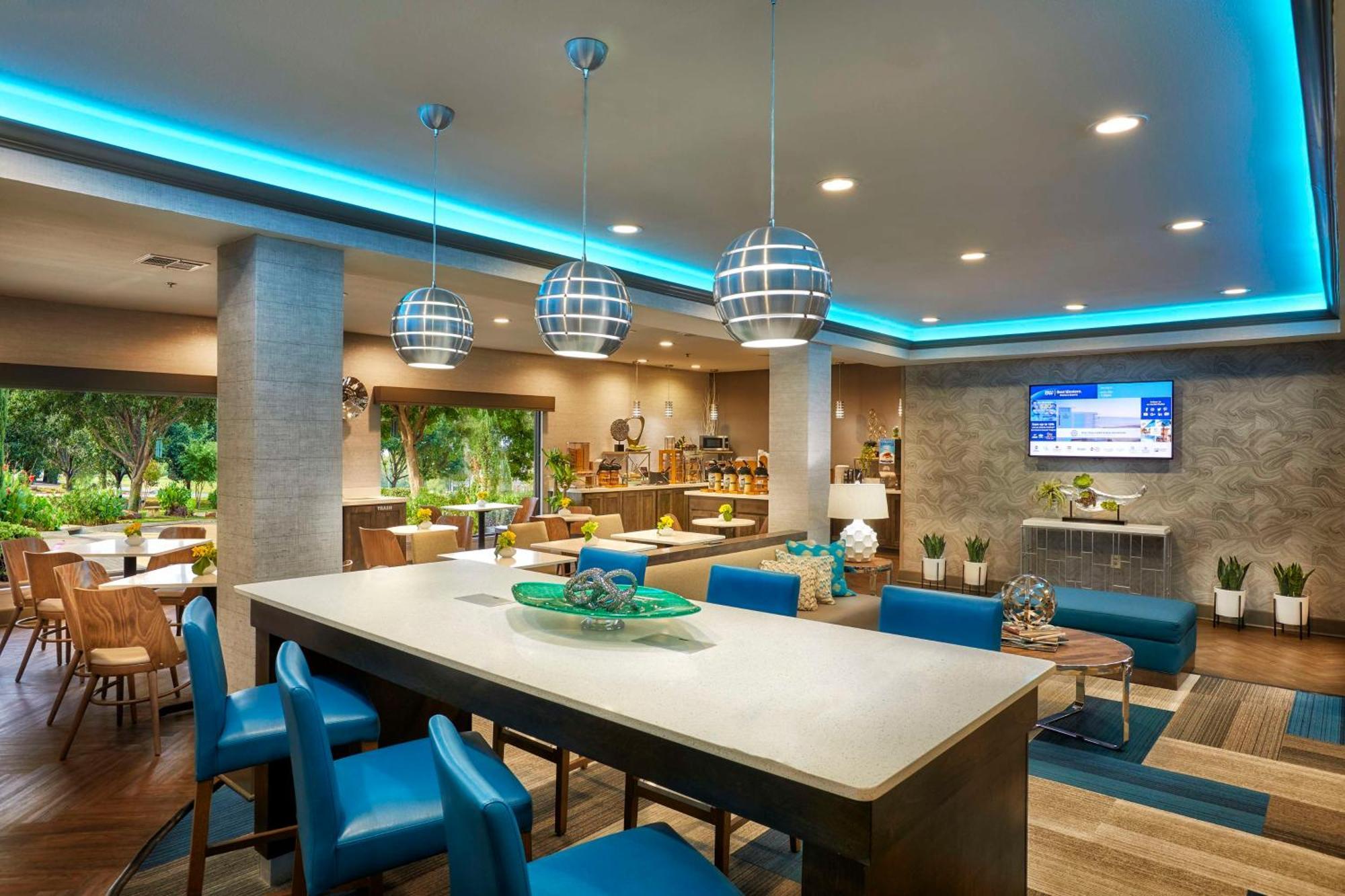 Best Western Plus Lewisville Flower Mound Екстер'єр фото
