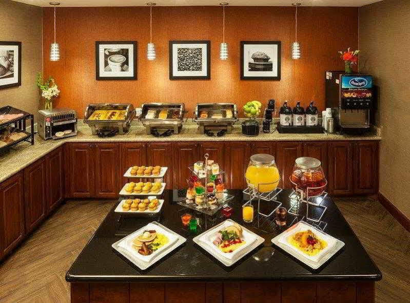 Best Western Plus Lewisville Flower Mound Екстер'єр фото