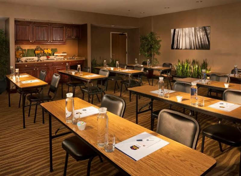 Best Western Plus Lewisville Flower Mound Екстер'єр фото
